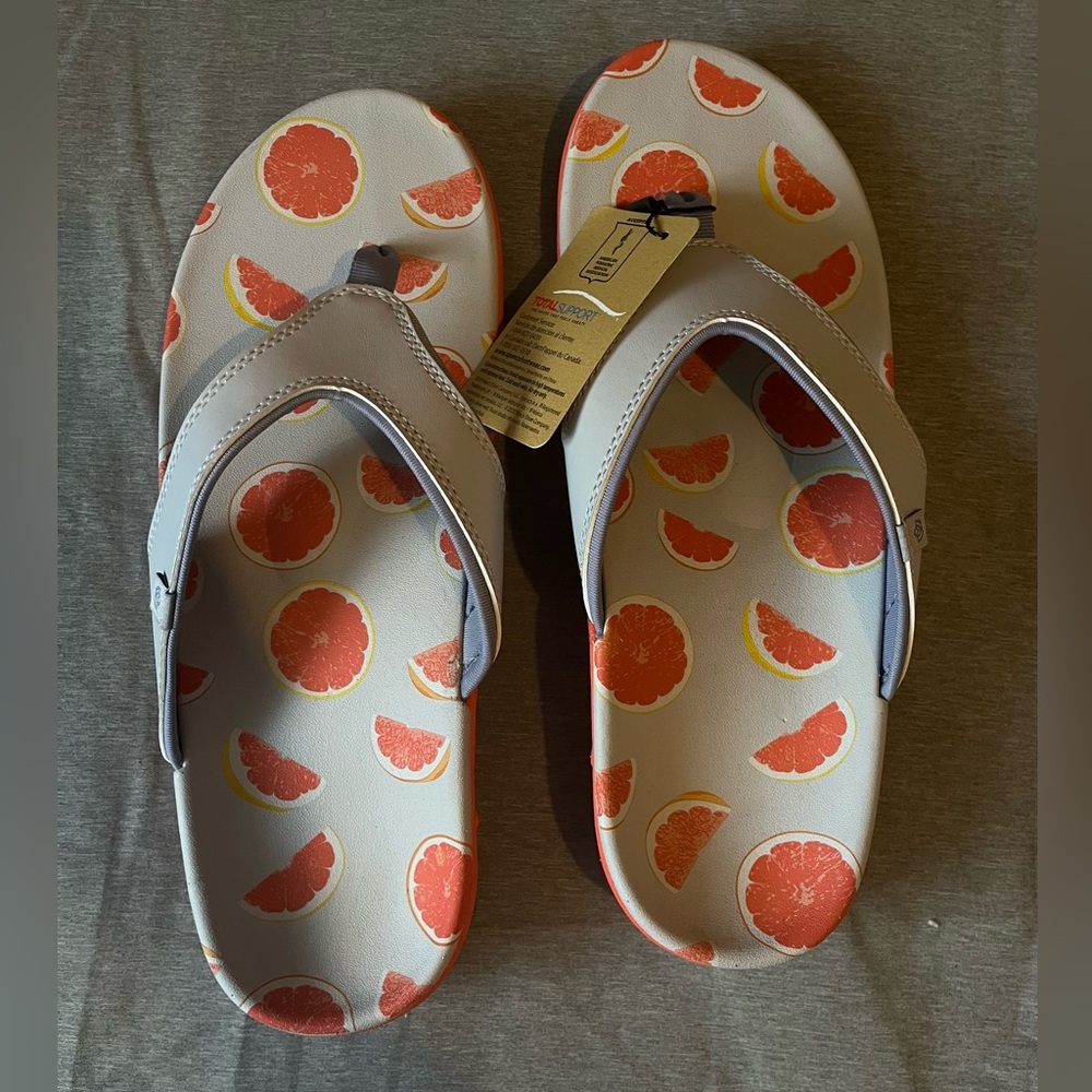 🧡🍊Spenco - Fruit Print Flip Flops🍊🧡